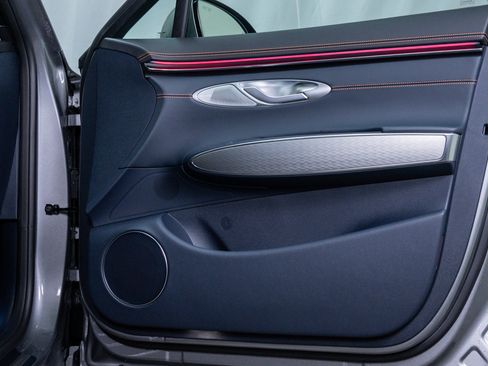 New 2026 Genesis GV70 2.5T Sport Prestige image 10