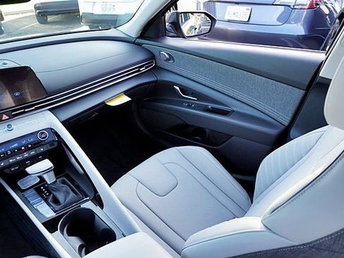 New 2026 Hyundai Elantra Limited FWD image 25