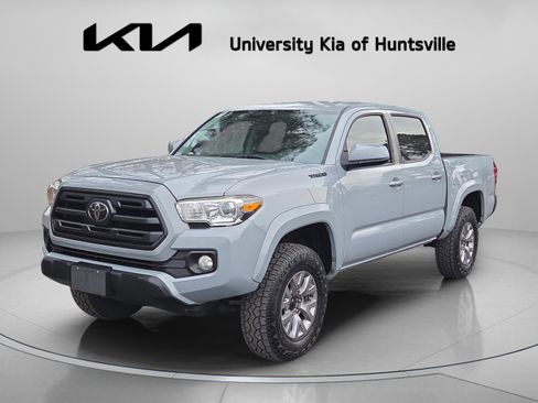 Used 2019 Toyota Tacoma SR5 image 3