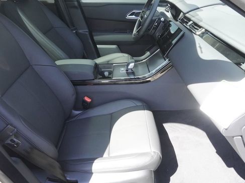 New 2026 Land Rover Range Rover Velar Dynamic SE AWD/4WD image 23