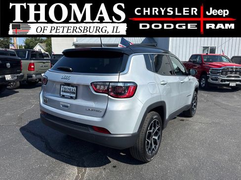 Used 2025 Jeep Compass Limited w/ Sun & Sound Group AWD/4WD image 7