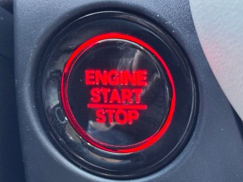 Certified 2024 Honda HR-V EX-L image 34