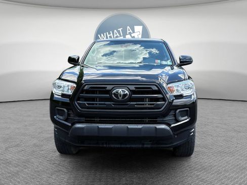 Used 2019 Toyota Tacoma SR w/ SR Convenience Package AWD/4WD image 9