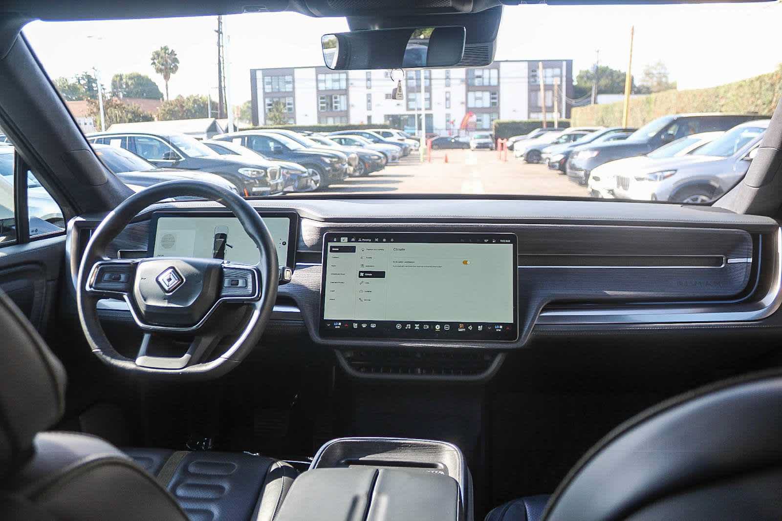 Used 2025 Rivian R1S Adventure Dual AWD/4WD image 13