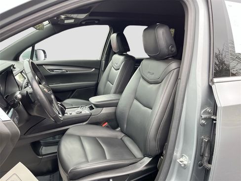 Certified 2024 Cadillac XT6 Luxury w/ LPO, Floor Liner Package image 20
