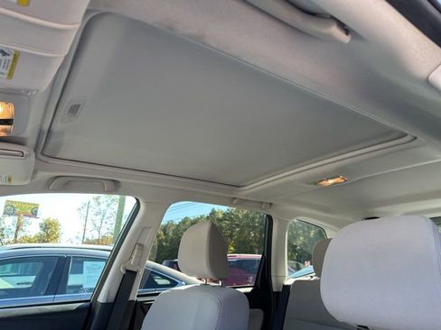 Used 2018 Subaru Forester 2.5i Premium image 14