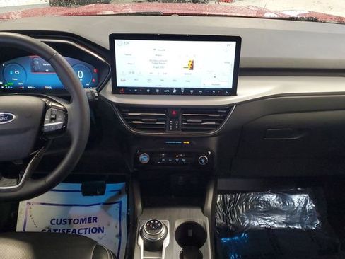 Used 2024 Ford Escape Platinum image 26