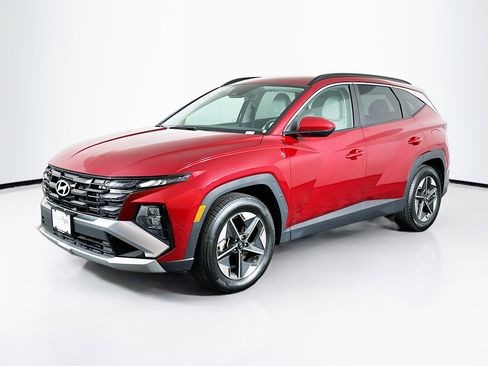 Used 2025 Hyundai Tucson SEL image 3