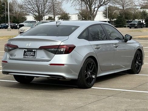 Used 2025 Honda Civic Sport image 5