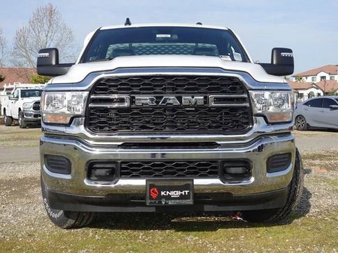 New 2024 RAM 2500 Tradesman w/ Chrome Appearance Group image 3