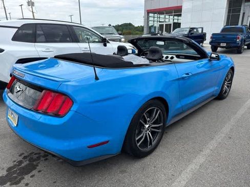 Used 2017 Ford Mustang Premium RWD image 3