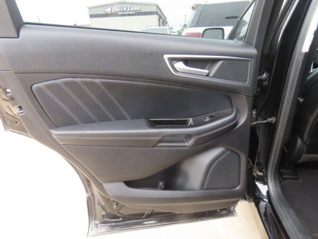 Used 2018 Ford Edge Sport w/ Equipment Group 401A AWD/4WD image 17
