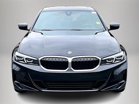 Used 2023 BMW 330i Sedan image 4
