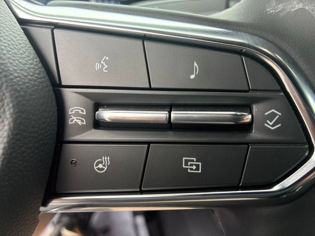 New 2027 Chevrolet Equinox LT w/ Convenience Package II AWD/4WD image 18
