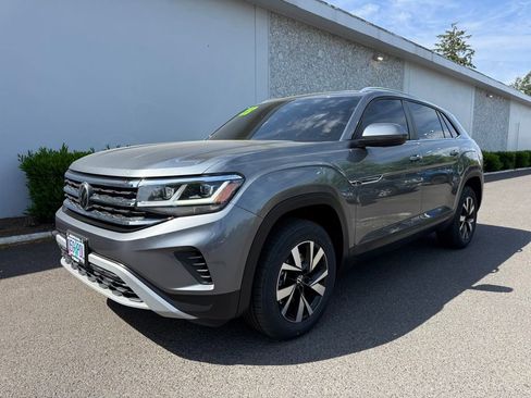 Used 2023 Volkswagen Atlas Cross Sport SE AWD/4WD image 1