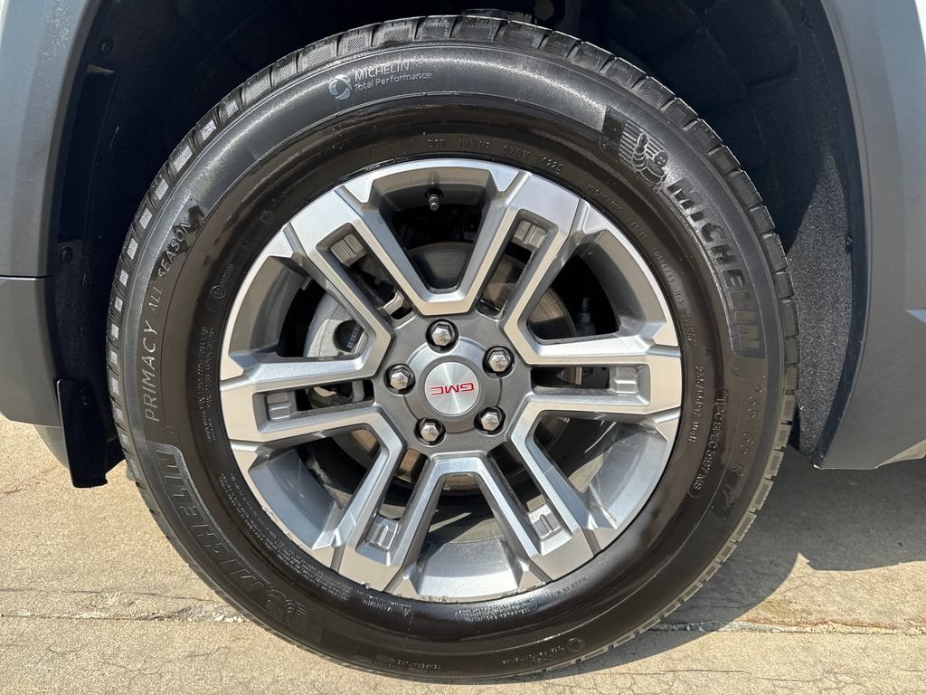 Certified 2025 GMC Terrain Elevation AWD/4WD image 9