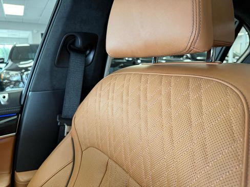 Used 2016 BMW 750i RWD image 30