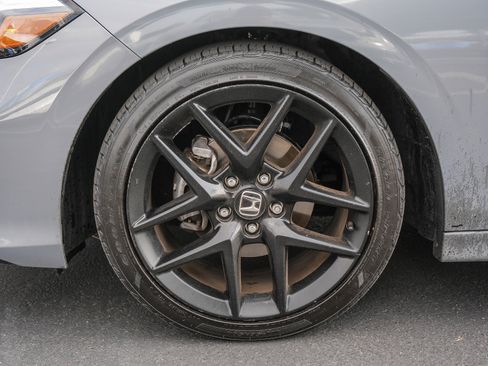 Certified 2025 Honda Civic Sport image 12