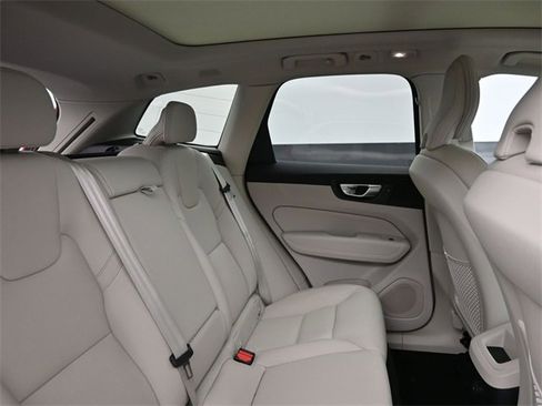 Used 2024 Volvo XC60 T8 Plus w/ Protection Package Premier image 32