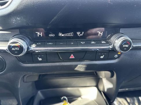 Used 2024 MAZDA CX-30 AWD 2.5 S w/ Premium Package image 19