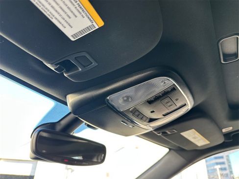 Used 2020 Jeep Grand Cherokee Limited image 36