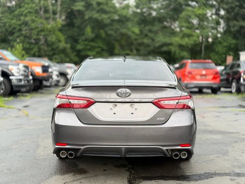 Used 2018 Toyota Camry XSE w/ Driver Assist Package FWD image 3
