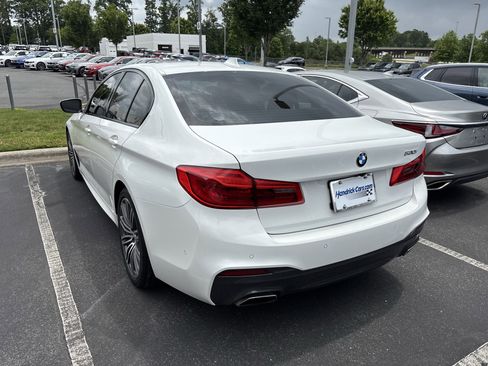 Used 2019 BMW 530i w/ M Sport Package RWD image 19