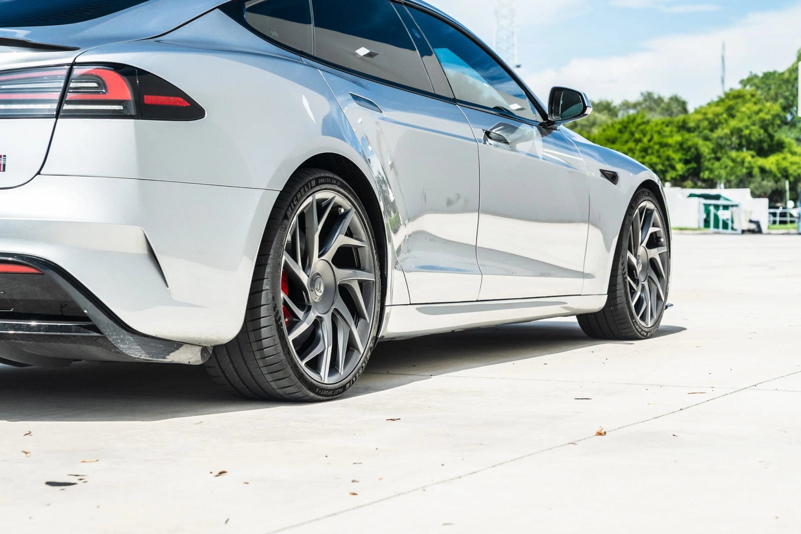 Used 2026 Tesla Model S Plaid AWD/4WD image 10