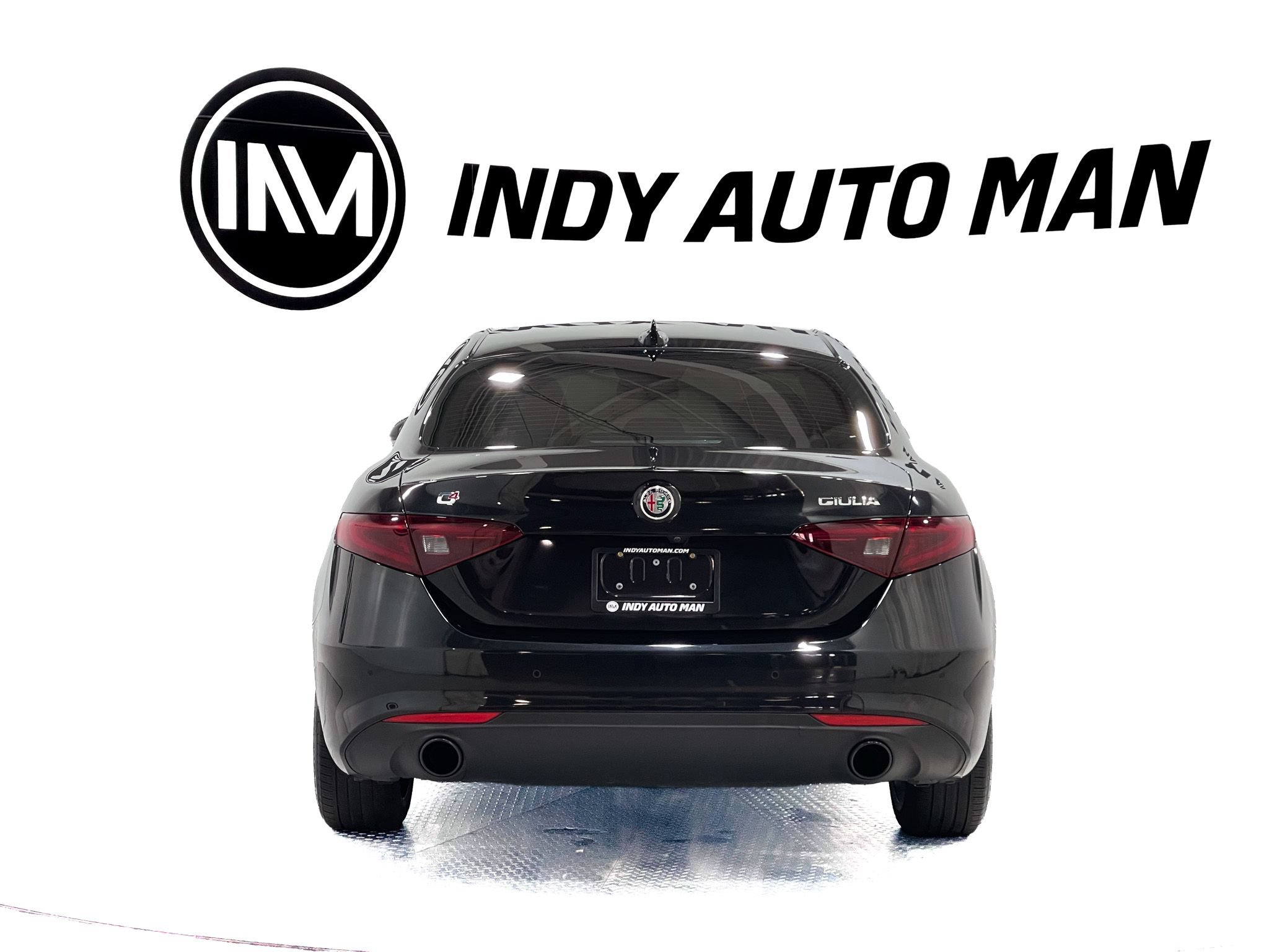 Used 2022 Alfa Romeo Giulia Ti AWD/4WD image 5
