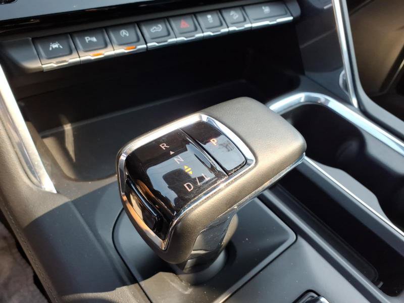 Used 2024 GMC Sierra 1500 Denali AWD/4WD image 16