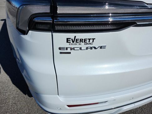 Used 2026 Buick Enclave Avenir w/ Super Cruise Package AWD/4WD image 4