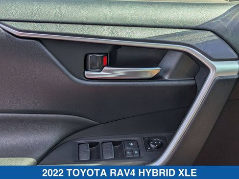 Used 2022 Toyota RAV4 XLE w/ Convenience Package AWD/4WD image 13