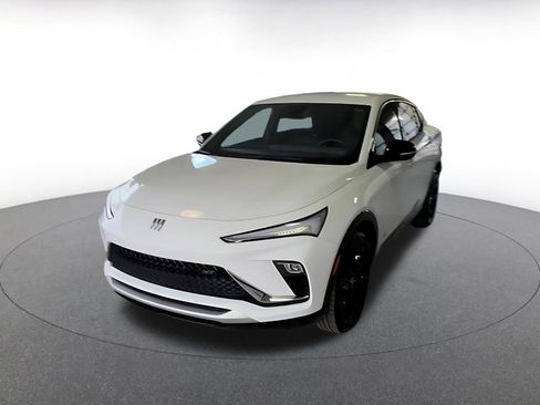 Used 2025 Buick Envista Sport Touring image 6