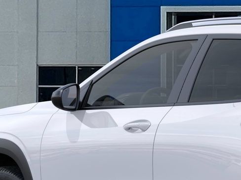 New 2026 Chevrolet Trax ACTIV w/ Sunroof Package FWD image 12