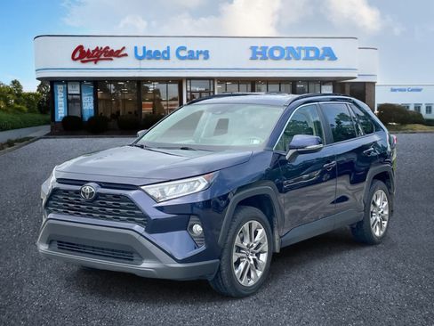 Used 2020 Toyota RAV4 XLE Premium AWD/4WD image 1