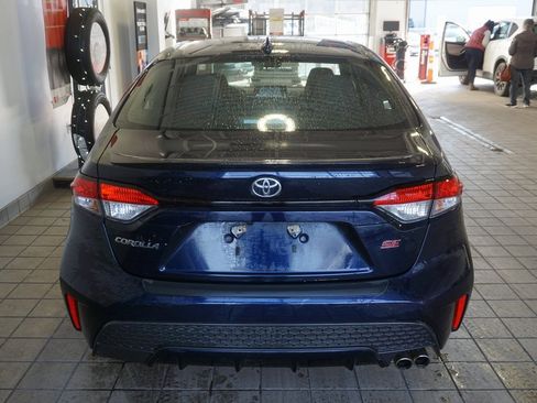 Used 2022 Toyota Corolla SE w/ SE Premium Package image 14