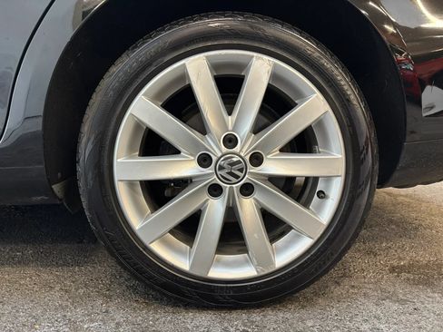 Used 2012 Volkswagen Jetta TDI FWD image 9