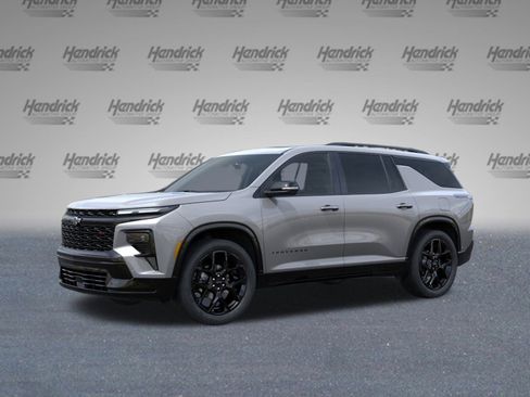 New 2026 Chevrolet Traverse RS image 3