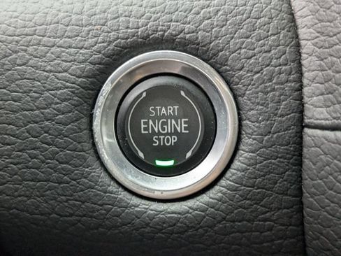 Used 2022 GMC Yukon Denali AWD/4WD image 28