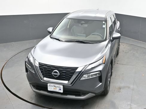 Certified 2023 Nissan Rogue SV image 31