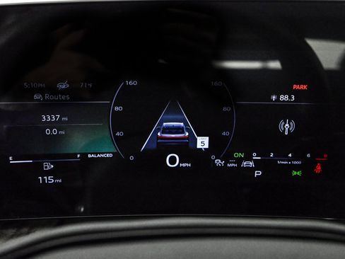 Certified 2025 Audi Q5 Premium w/ Convenience Package image 11