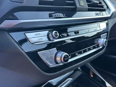 Used 2020 BMW X3 xDrive30e w/ Executive Package image 21