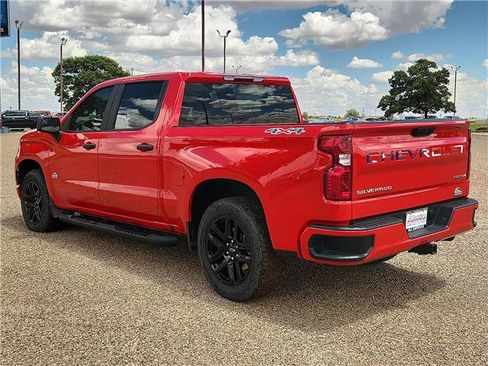 Used 2025 Chevrolet Silverado 1500 Custom w/ Turbomax Blackout Package AWD/4WD image 3