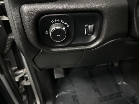 Used 2022 RAM 2500 Big Horn image 34