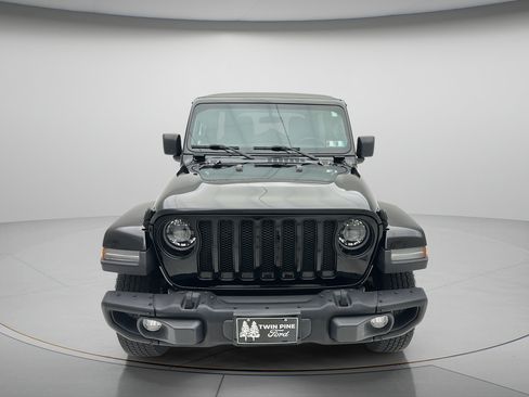 Used 2023 Jeep Wrangler Unlimited Sport AWD/4WD image 2