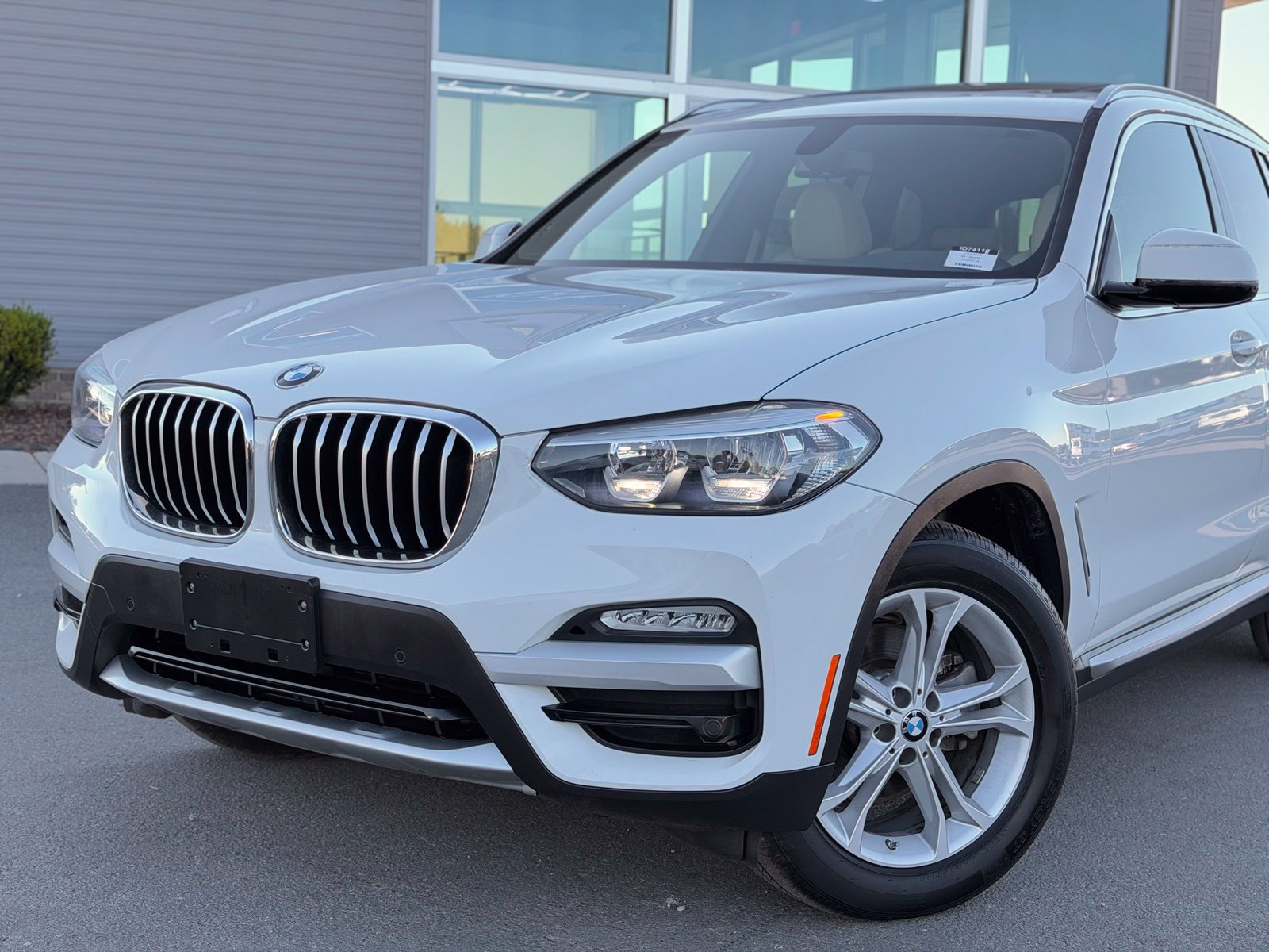 Used 2018 BMW X3 xDrive30i AWD/4WD image 4