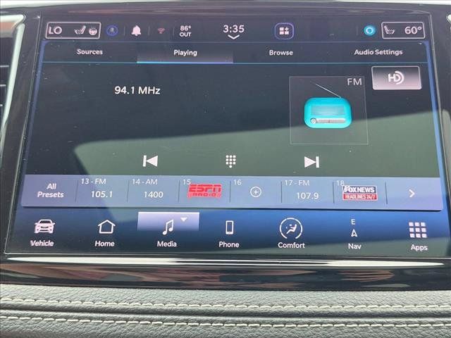 Used 2022 Chrysler Pacifica Limited FWD image 13
