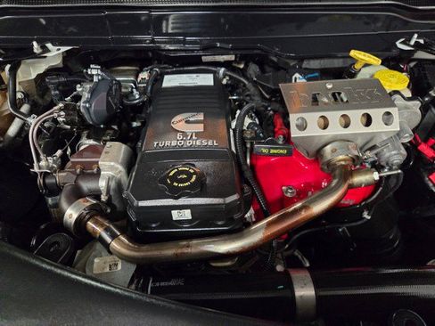 Used 2019 RAM 3500 Tradesman image 96