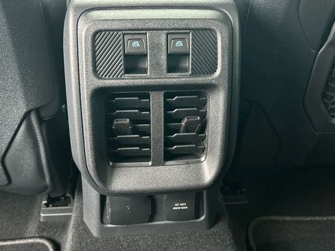 New 2025 Ford Bronco Badlands image 15