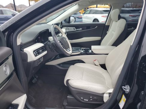 Certified 2023 Lincoln Nautilus Black Label image 12